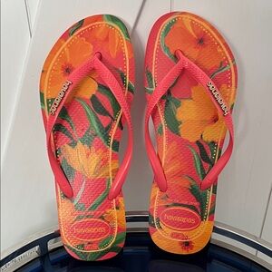 Havaianas Tropical Floral Flip Flops-🐠🌴 Size7-8